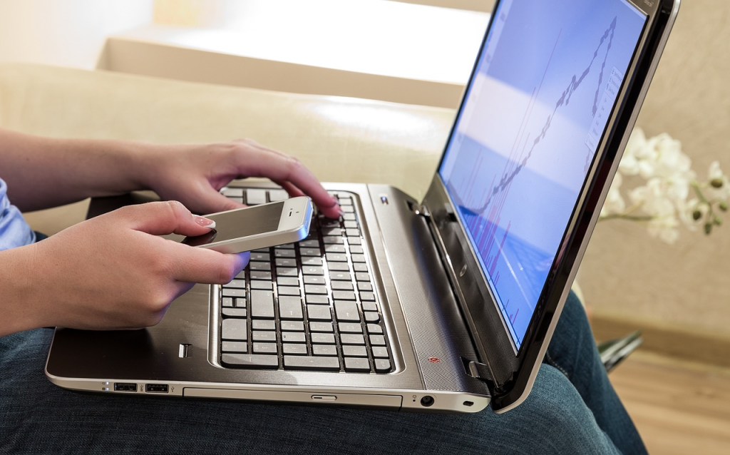 How Email Hosting Can Help Businesses Maximize Efficiency 1 Telework, Online, Laptop image