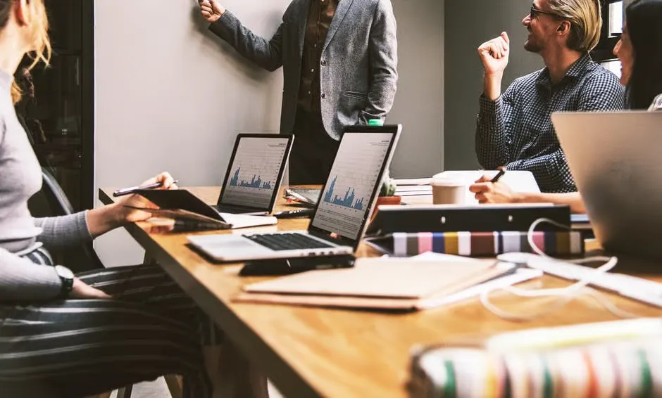 The Complete Office Setup: Finding The Right Equipment And Supplies 3 business meeting