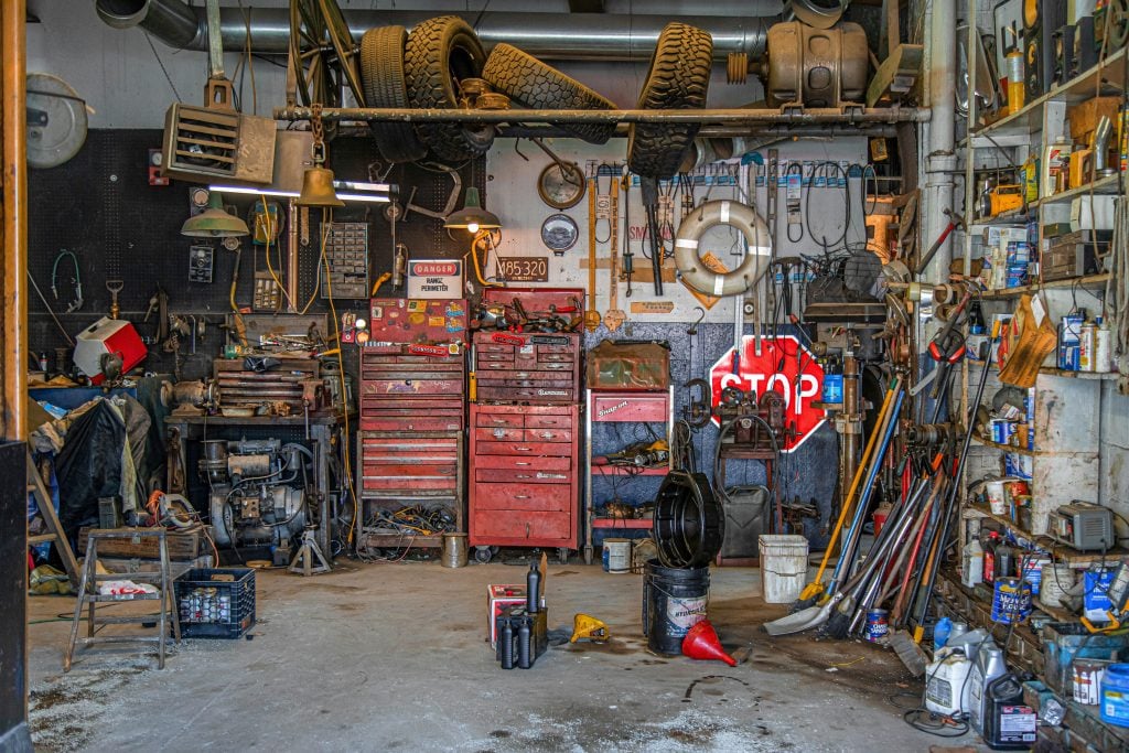 Transform Your Garage With These Simple Organization Hacks 1 todd kent onnJOfF okU unsplash